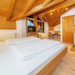 Ferienwohnung Giebelstueberl - Essbereich und Küche
