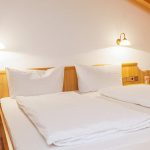 Ferienwohnung Giebelstueberl - Großes Komfortbett