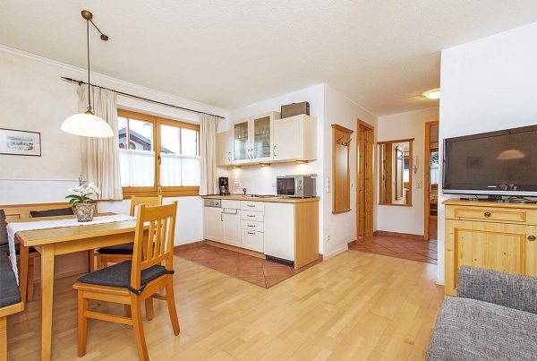 Ferienwohnung Unterberg - Wohnbereich mit Küche